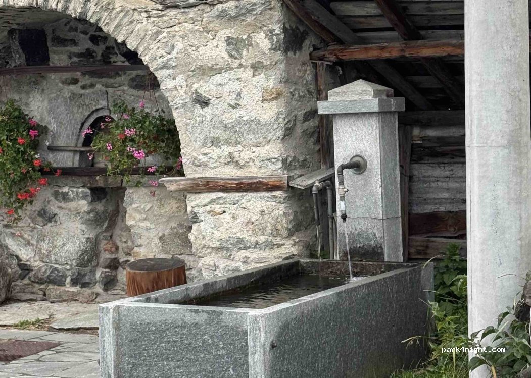 () Bionaz - Strada regionale per Bionaz — foto