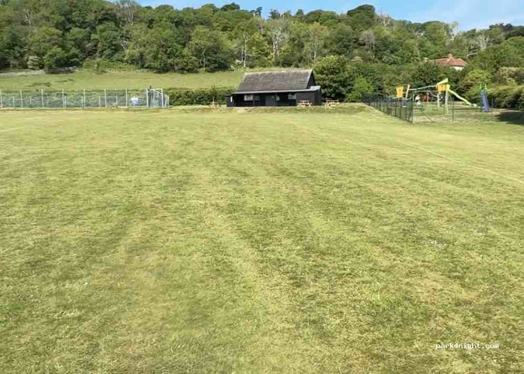 (BN20 0DA) Wealden - Gilberts Drive — foto 2