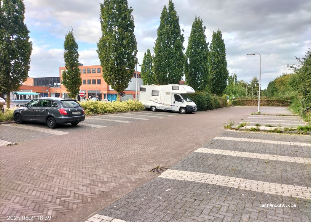 (2914KB) Nieuwerkerk aan den IJssel - Zuidplaslaan — foto 2