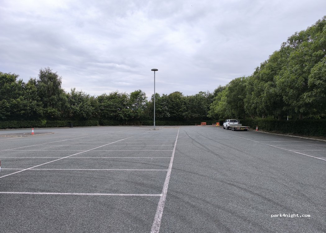 (FK1 4LT) Larbert - Millennium Wheel Drive — foto