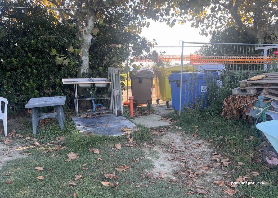 Área autocaravanas CIARACIA — foto 2