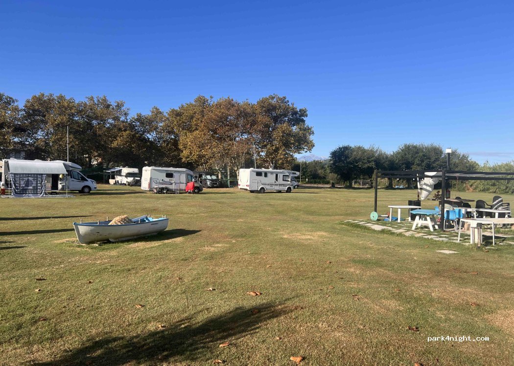 Área autocaravanas CIARACIA — foto 3