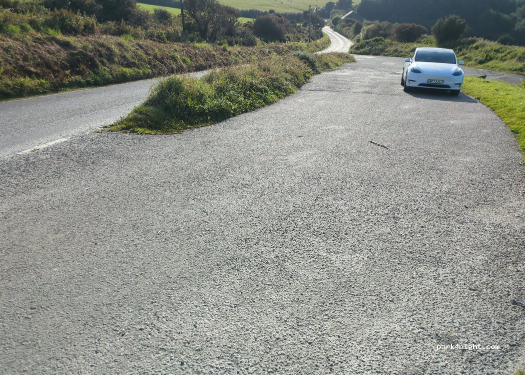(PL33 9DA) Tintagel - Unnamed Road — foto