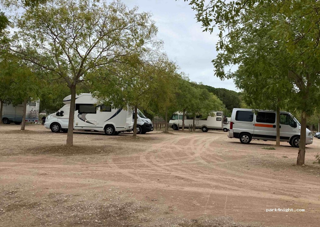 (17600) Figueres - 31 Carrer de Marià Pujulà — foto 2