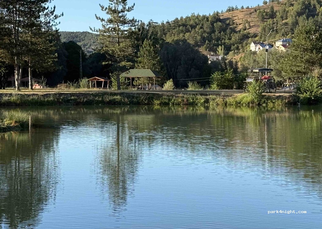 Azdavay belediye karavan parkı — foto 2
