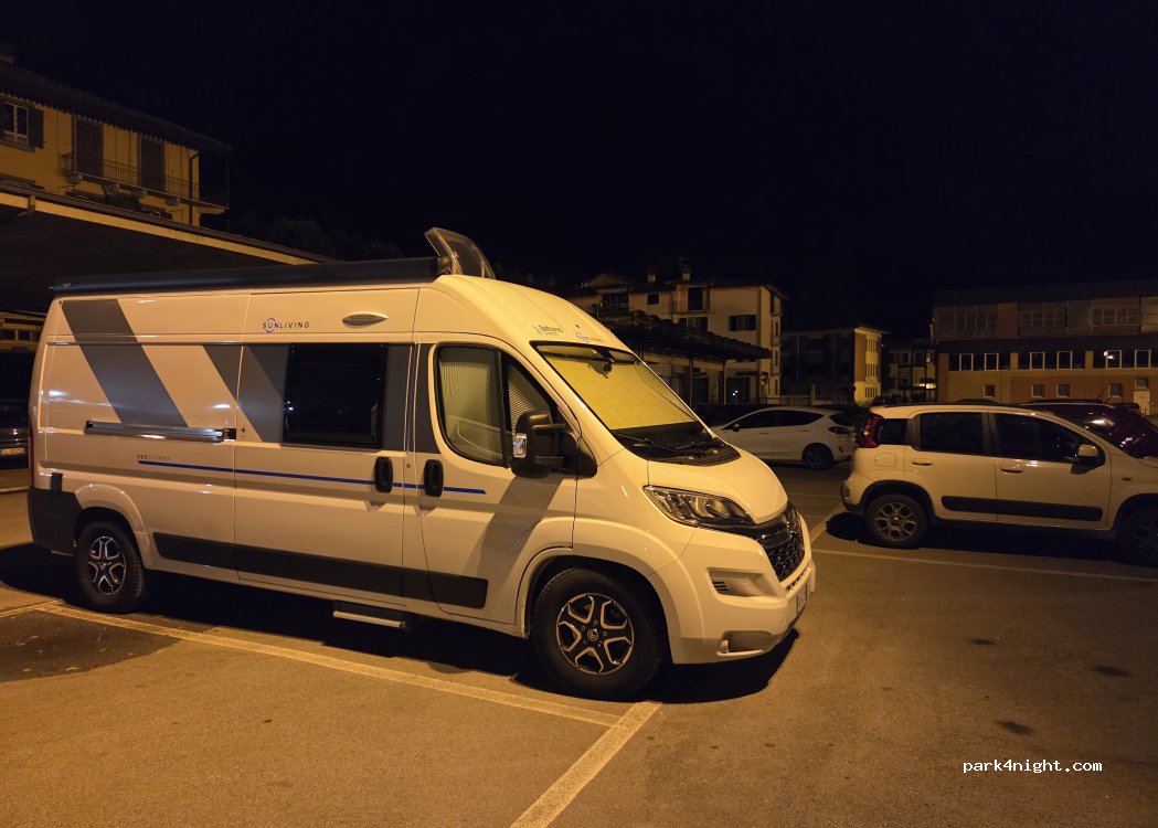 (12073) Ceva - Via Agostino Borgognone — foto