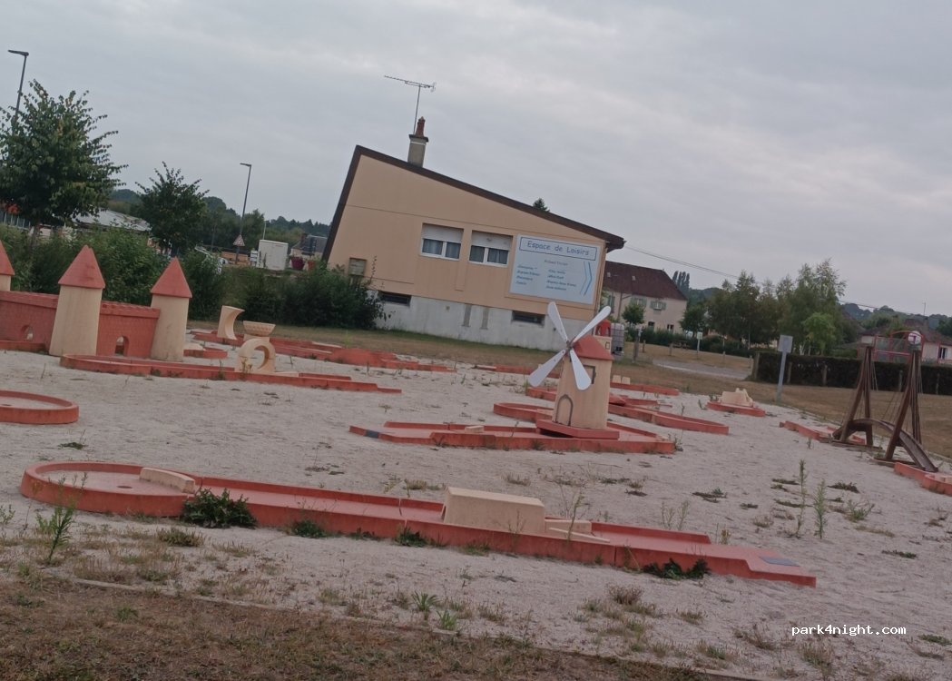 (61110) Rémalard en Perche - Rue de L'Huisne — foto 2