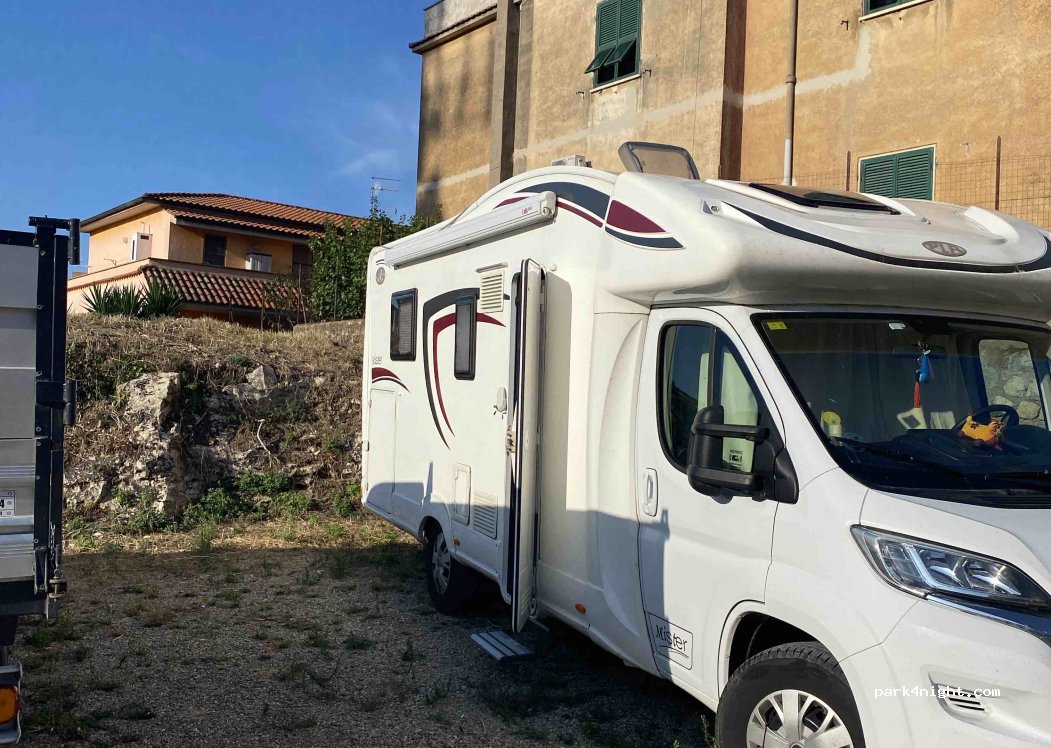 (01016) Tarquinia - Via Corrado e Mario Nardi — foto 2