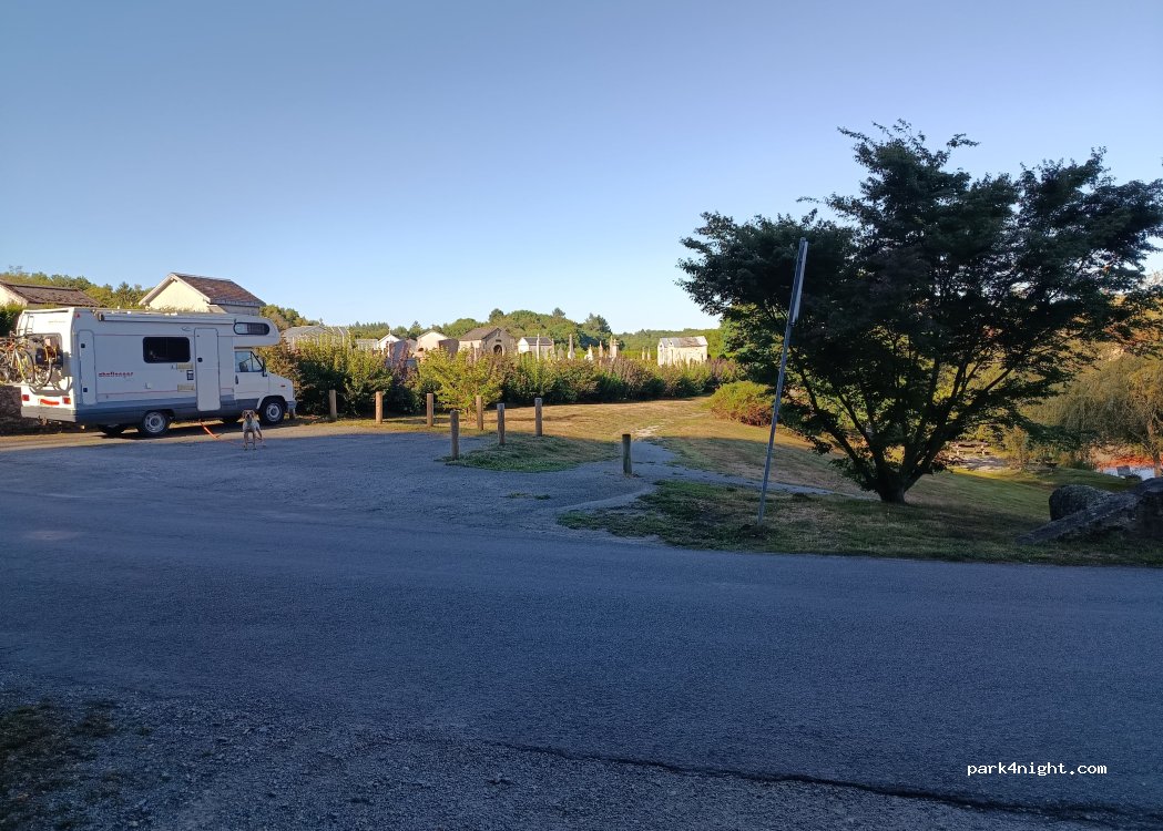 (87250) Saint-Pardoux - Route des Étangs — foto 2