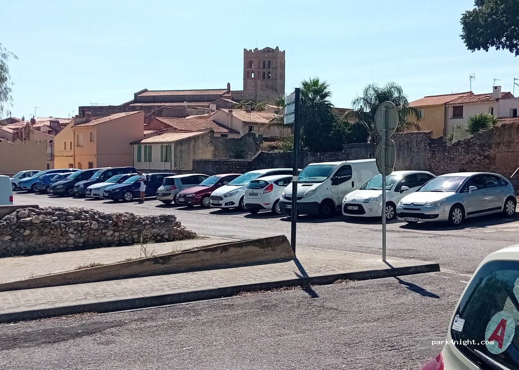 (66200) Elne - Rue du Couvent — foto