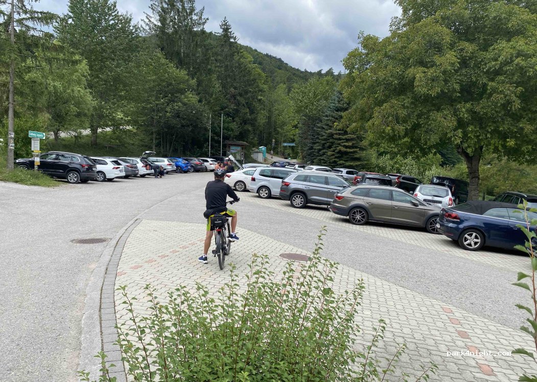 (2564) Gemeinde Furth an der Triesting - L4035 — foto