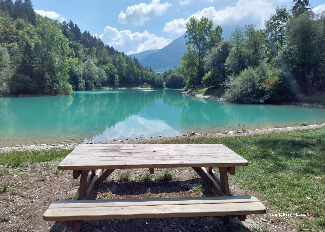 (73340) La Motte-en-Bauges - Chemin de l'Etang — foto