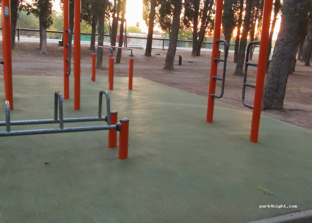 (34400) Lunel - Avenue du Maréchal Leclerc — foto 4