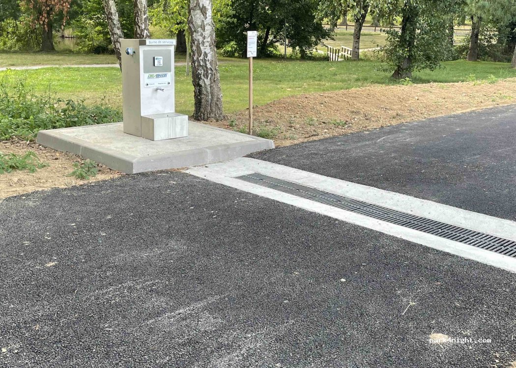 Aire de service Montauban-de-Bretagne — foto 4