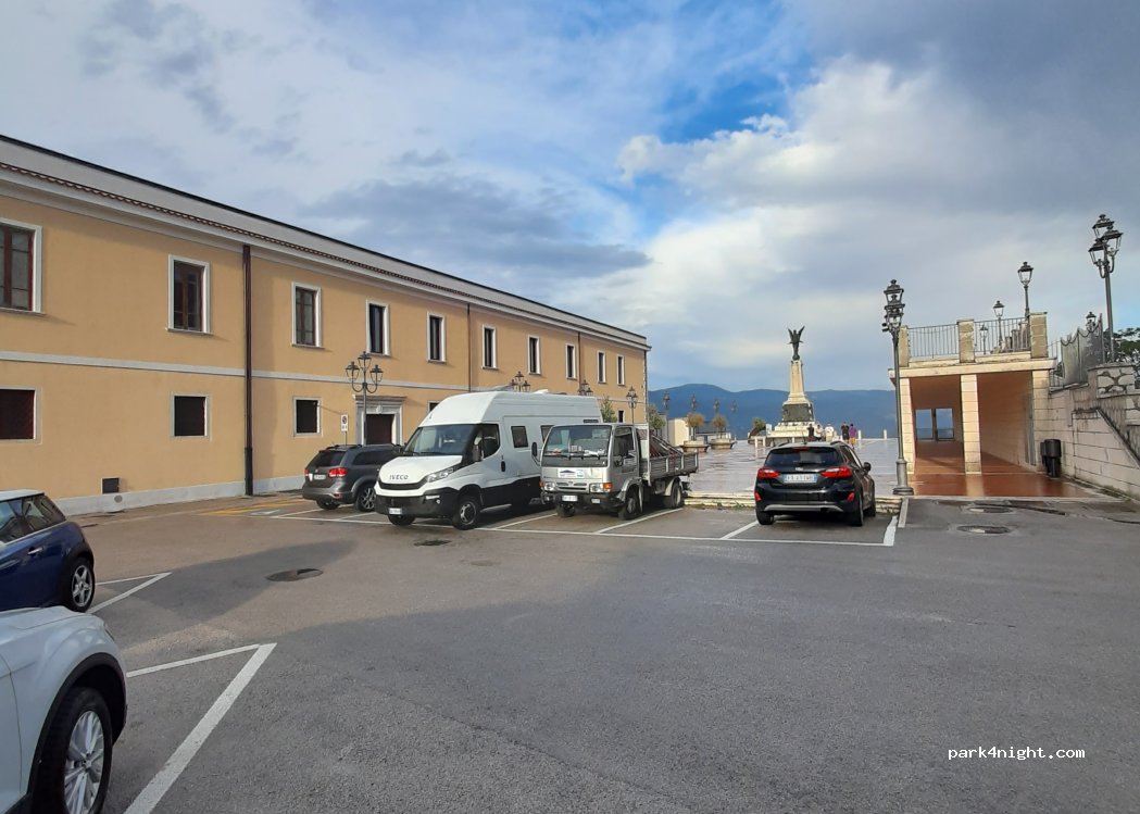 (84039) Teggiano - Parco della Rimembranza — foto 2