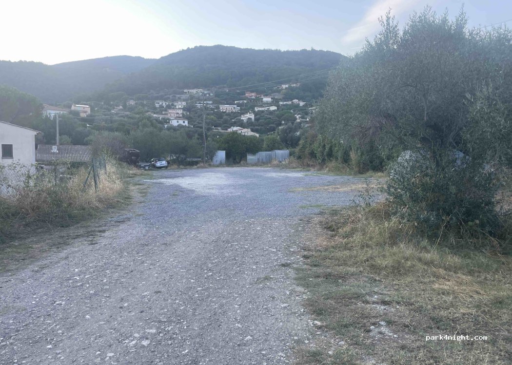 (06140) Tourrettes-sur-Loup - Route de la Madeleine — foto