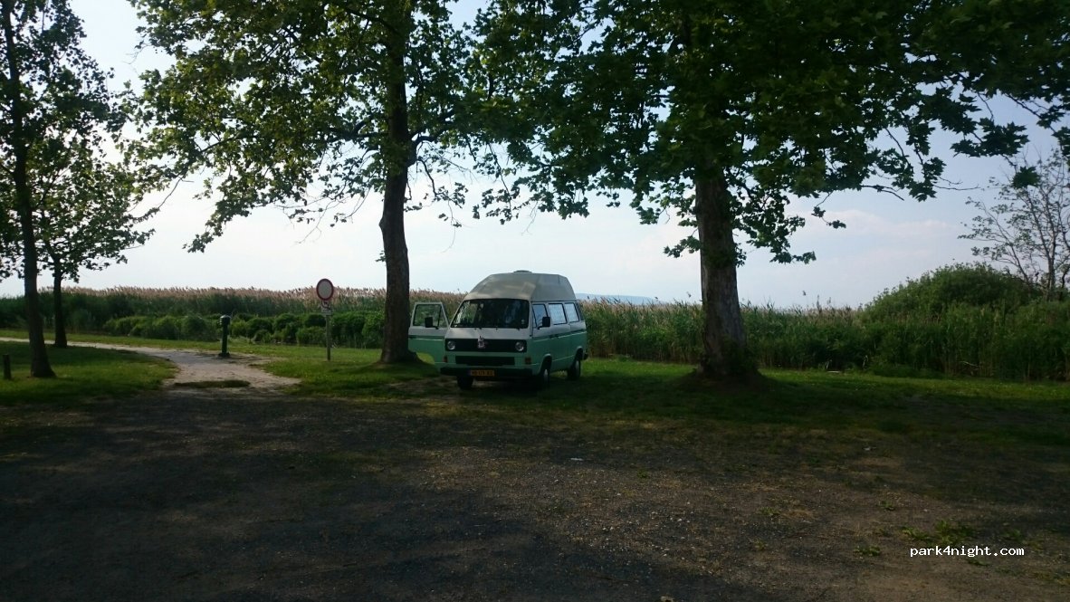 (8646) Balatonfenyves - 29 Bakay Árpád utca — foto