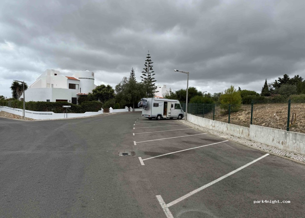 (8400-500) Carvoeiro - Unnamed Road — foto