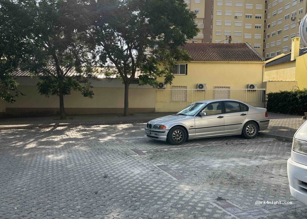 (2790-071) Carnaxide e Queijas - Rua da Nossa Senhora da Conceição — foto 2