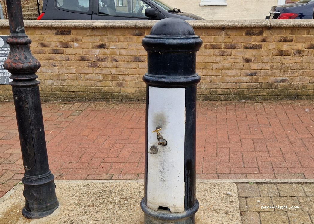 (PE27 5BY) Huntingdonshire - The Waits — foto