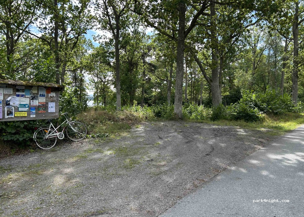 (13975) Kalvsvik - Aborrkroksvägen — foto