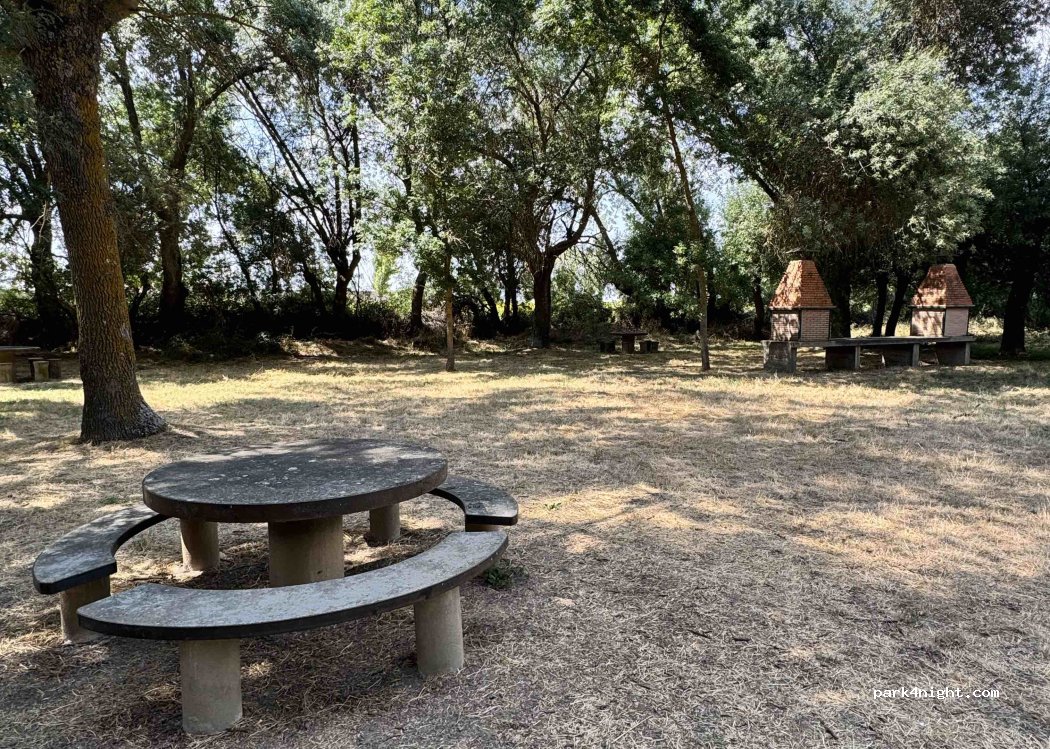() Velamazán - — foto