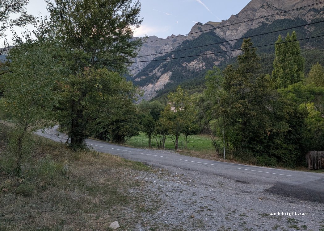 (04850) Jausiers - Montée de la Grave — foto