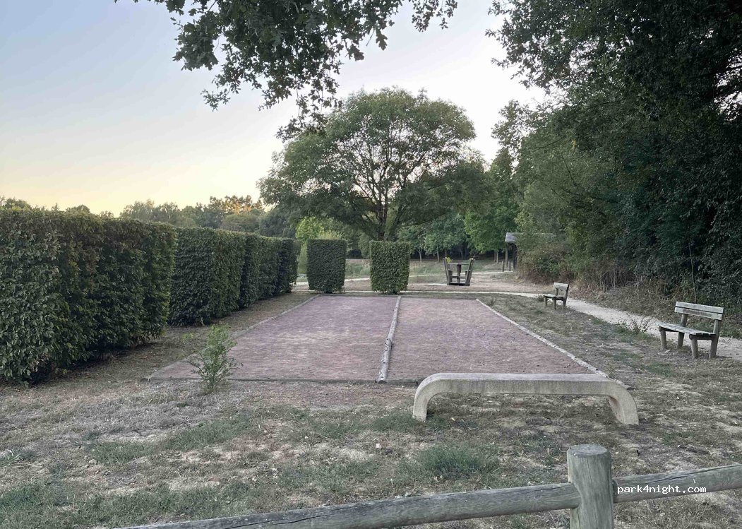 (49310) Lys-Haut-Layon - Rue Nationale — foto 3