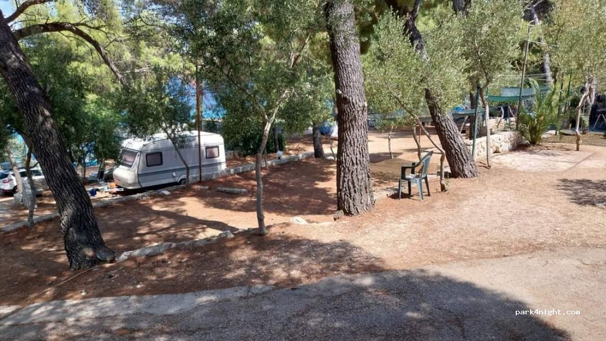 Camp Tomas — foto 5