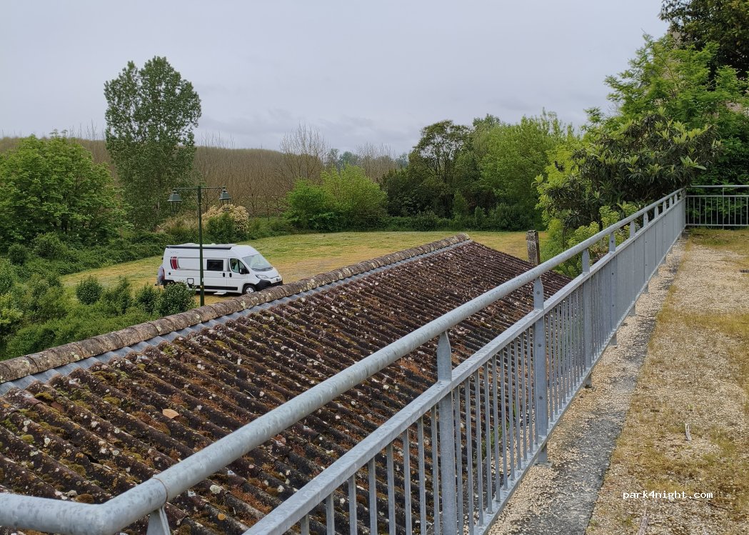 (47180) Sainte-Bazeille - Rue des Fontaines — foto 3