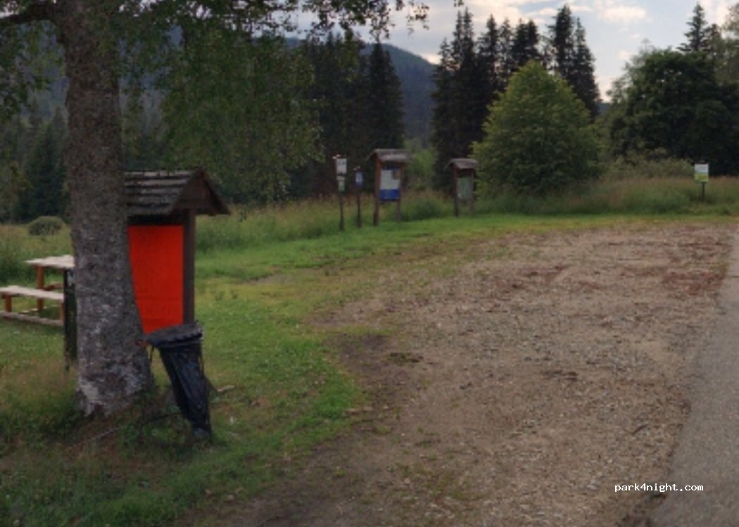 (384 43) Strážný - — foto
