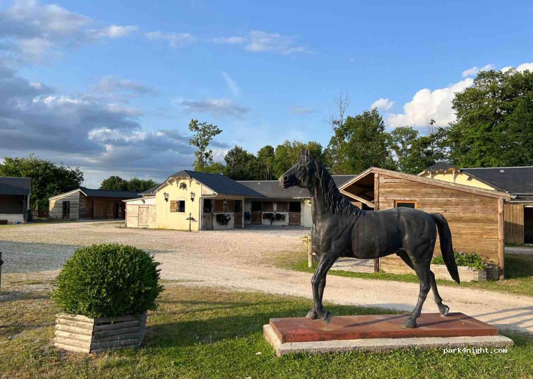 Les Écuries de Saint Eloi — foto