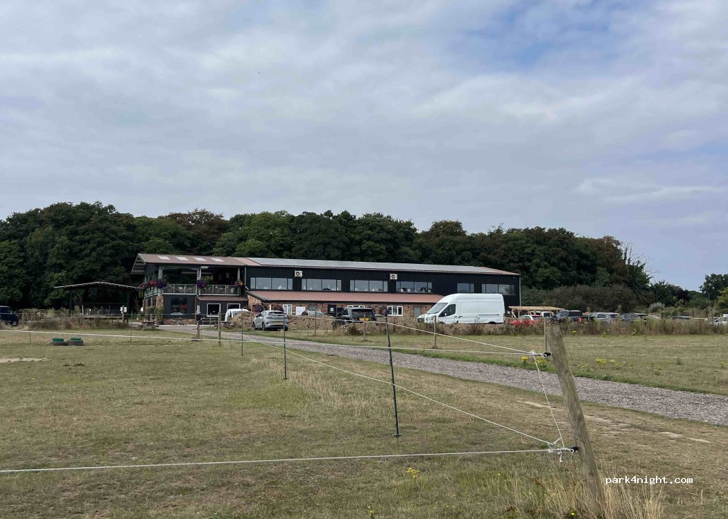 Black Barn Farm — foto