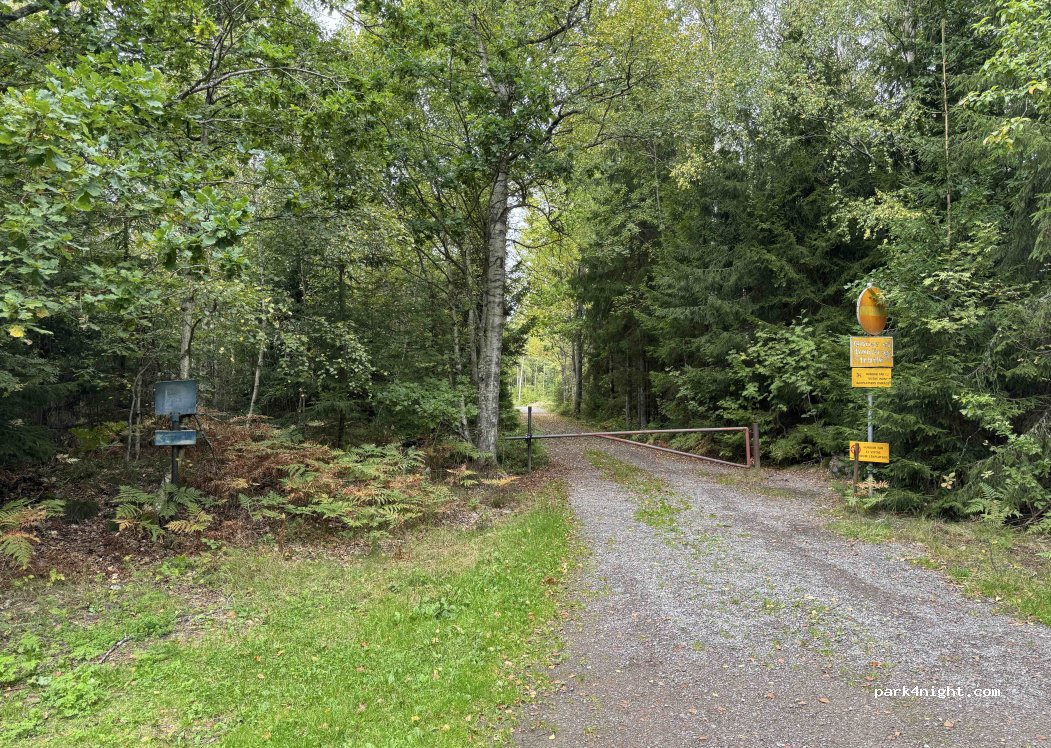 (382 90) Eskilsryd - Unnamed Road — foto 3