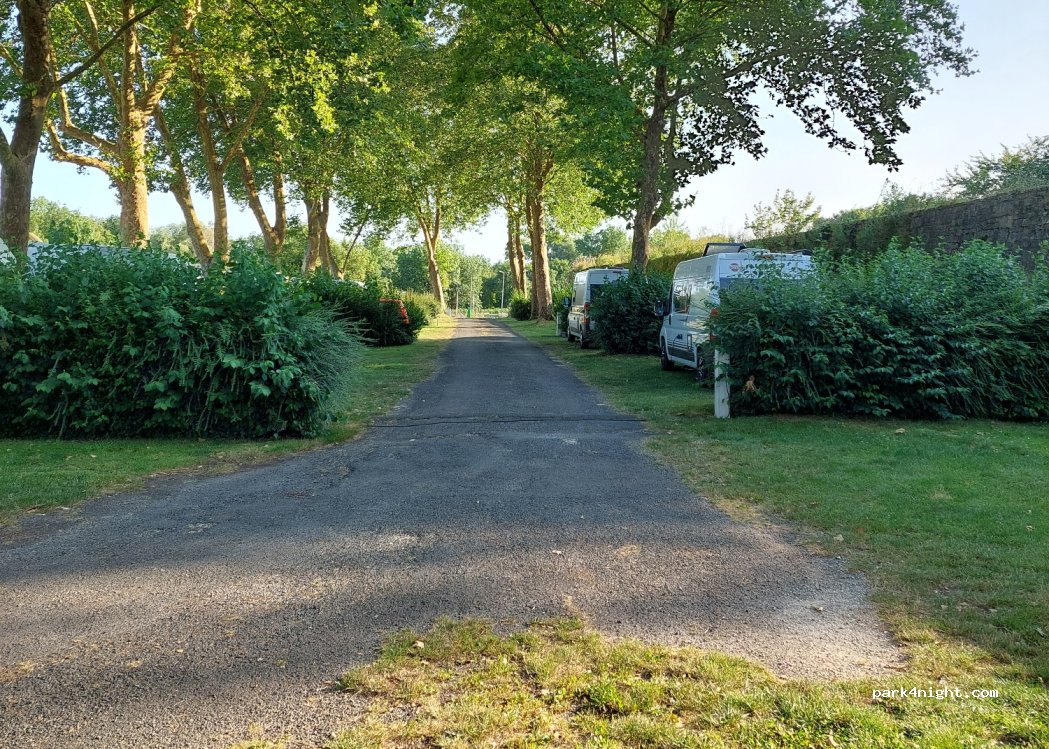 (17350) Taillebourg - Prés du Vivier — foto 3