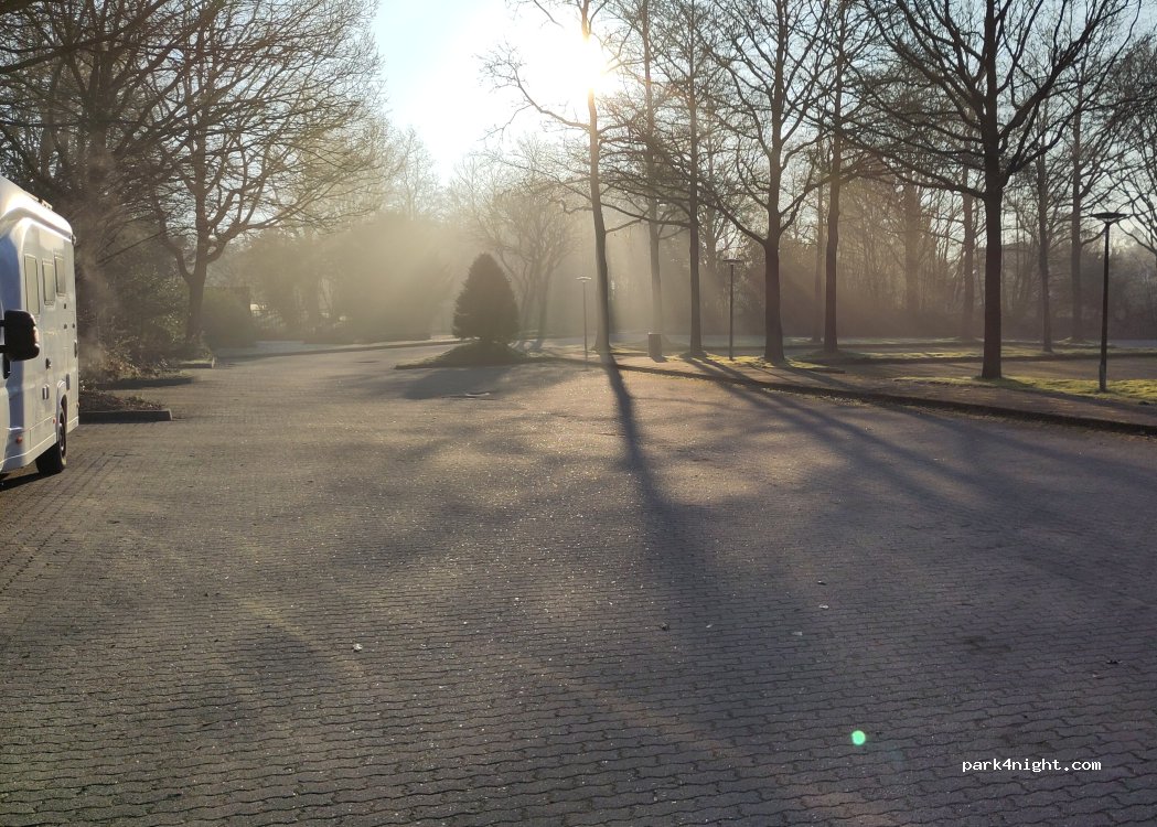 (21079) Hamburg - Langenbeker Friedhofsweg — foto 2