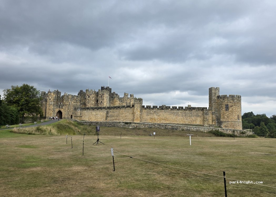 (NE66 1YU) Alnwick - Denwick Lane — foto