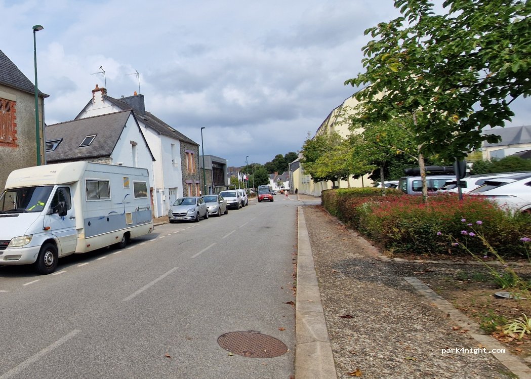 (56800) Ploërmel - Rue du Général Giraud — foto