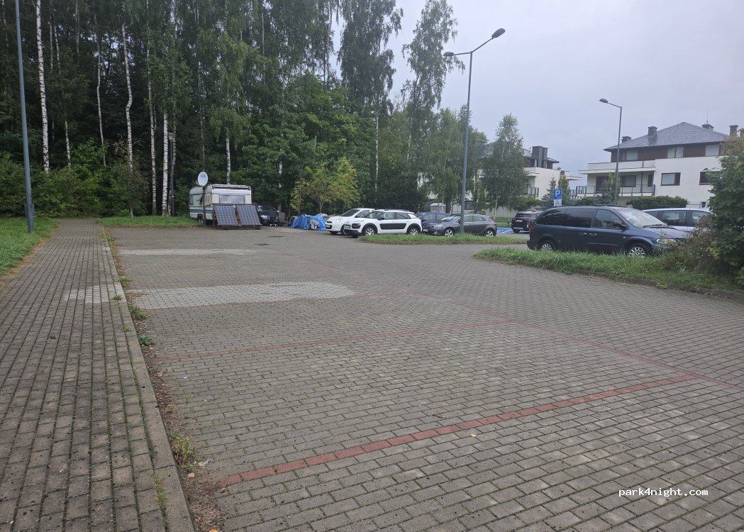 (11-041) Olsztyn - 10 Miła — foto 2