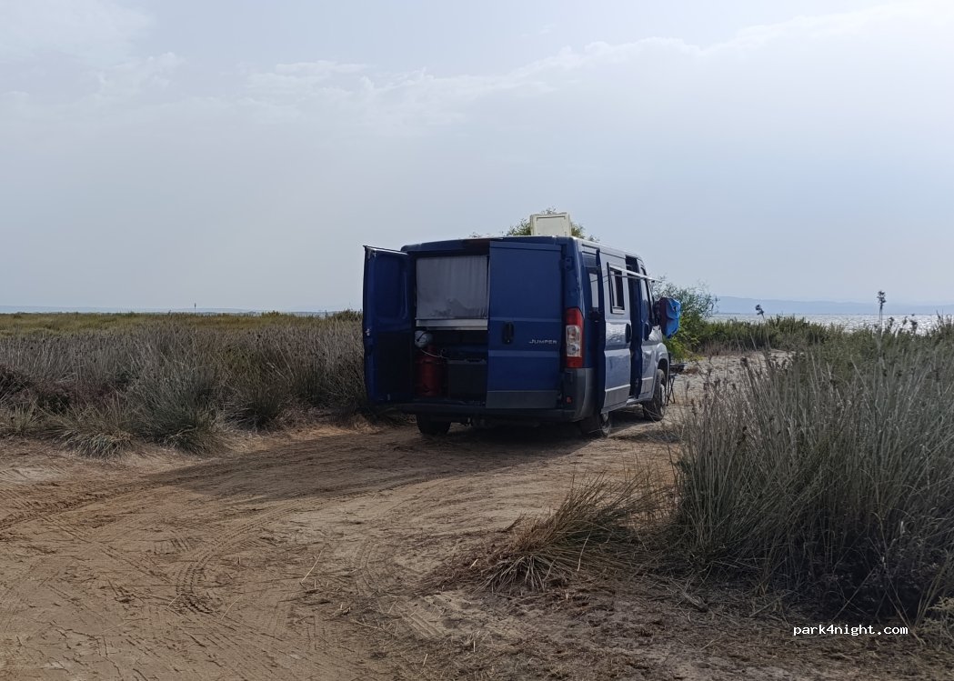 (09072) Cabras - Unnamed Road — foto