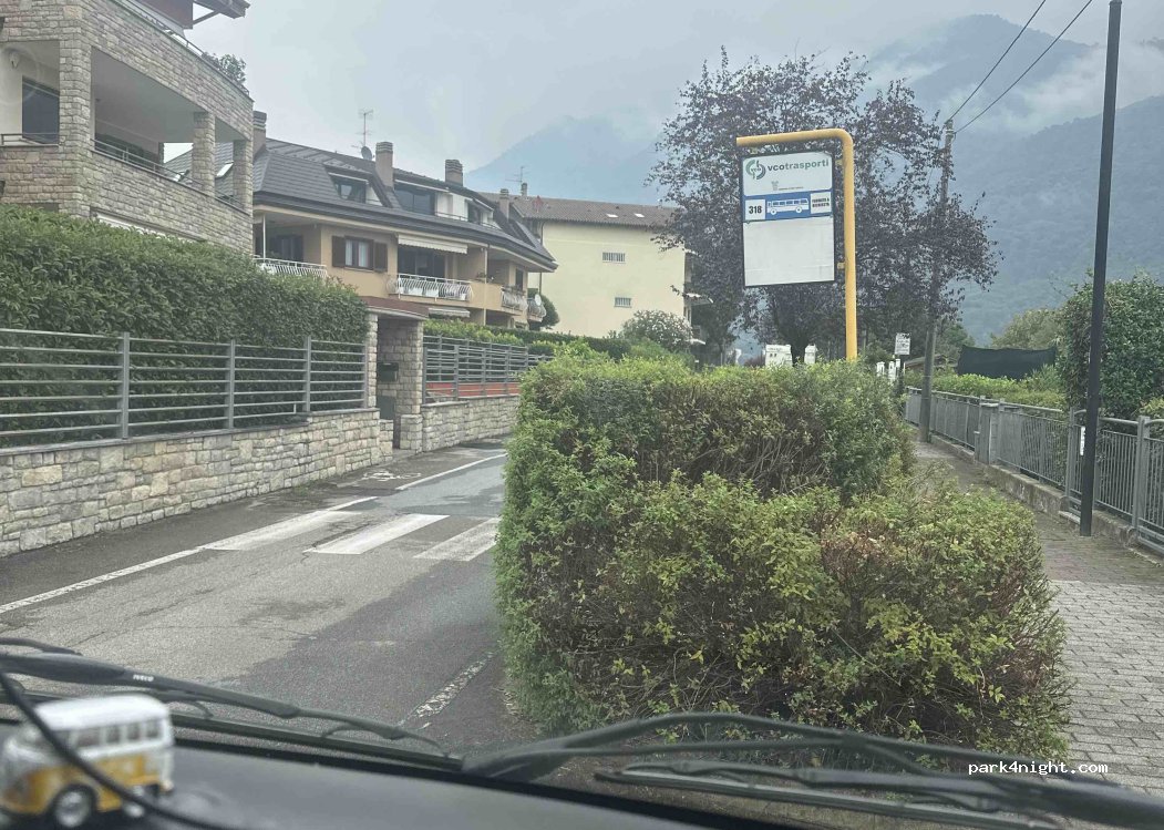 (28887) Omegna - Via Fratelli Rosselli — foto