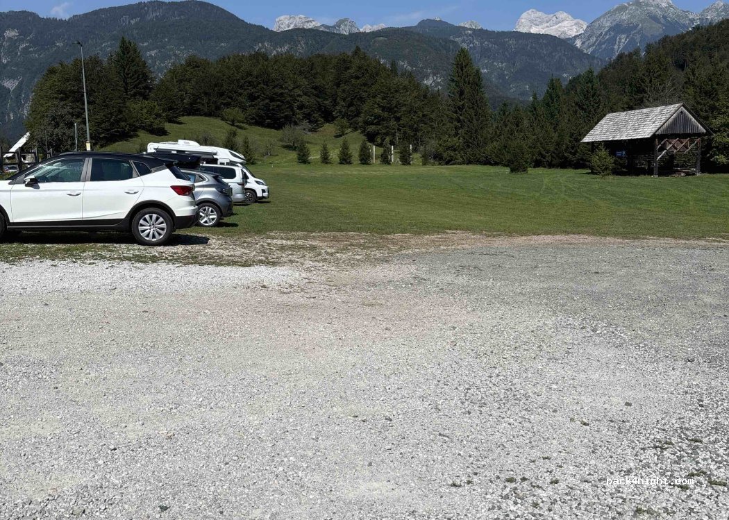 (4265) Bohinjsko jezero - Triglavska cesta — foto