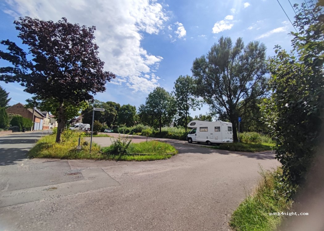 (06846) Dessau-Roßlau - 6A Burgreinaer Straße — foto 2