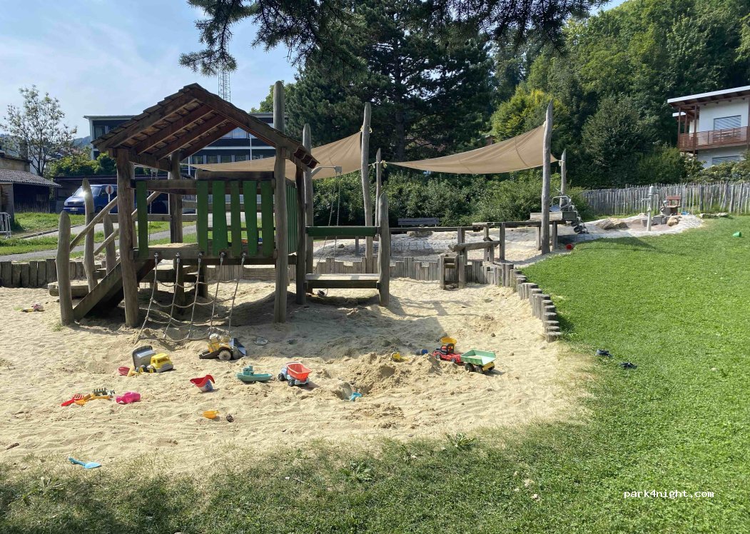 (4680) Haag am Hausruck - Franzosenfriedhof-Weg — foto 2