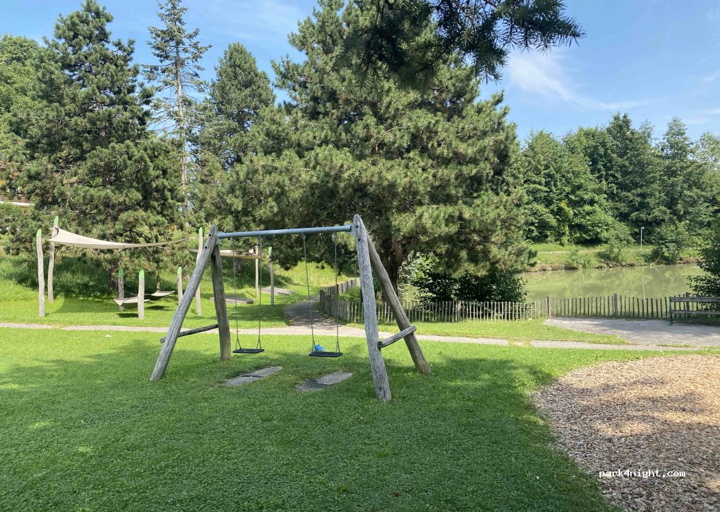 (4680) Haag am Hausruck - Franzosenfriedhof-Weg — foto 3