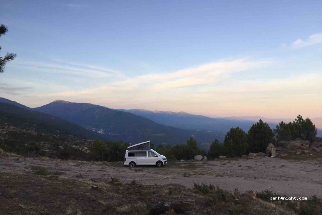 (05470) Pedro Bernardo - Unnamed Road — foto