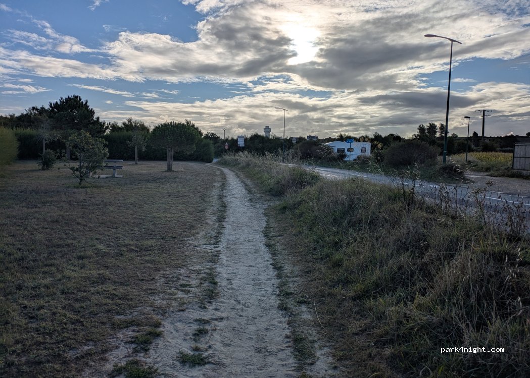 (29680) Roscoff - Route du Laber — foto 2