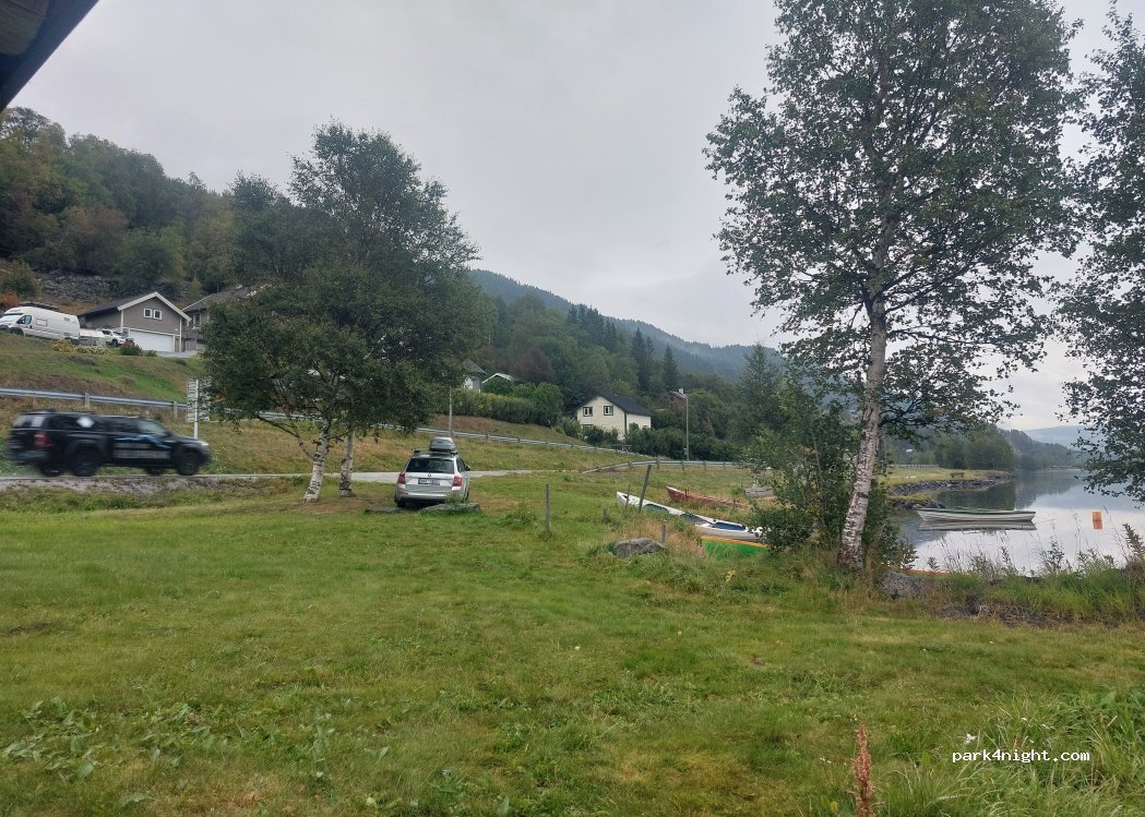 (3576) Hol - Holsfjordvegen — foto 3