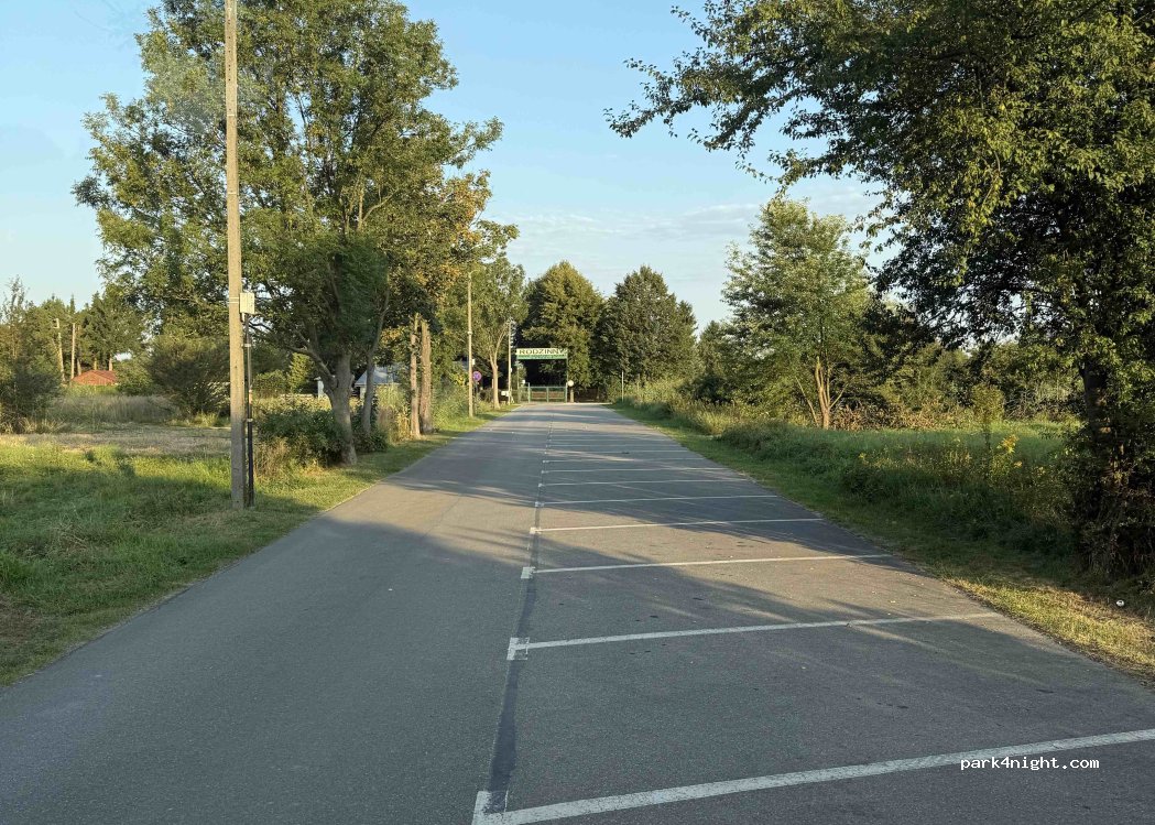 (38-400) Krosno - Unnamed Road — foto