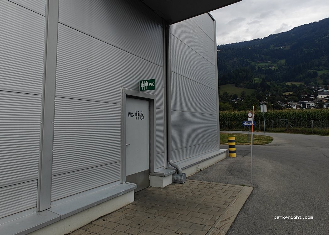 (9900) Stadt Lienz - B100 — foto